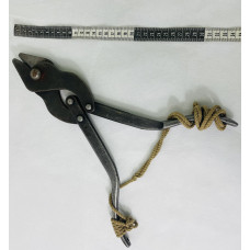 MILITARY PROP HIRE - WW2 Wire cutters
