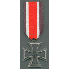 WW2 German Iron Cross 2nd Class medal