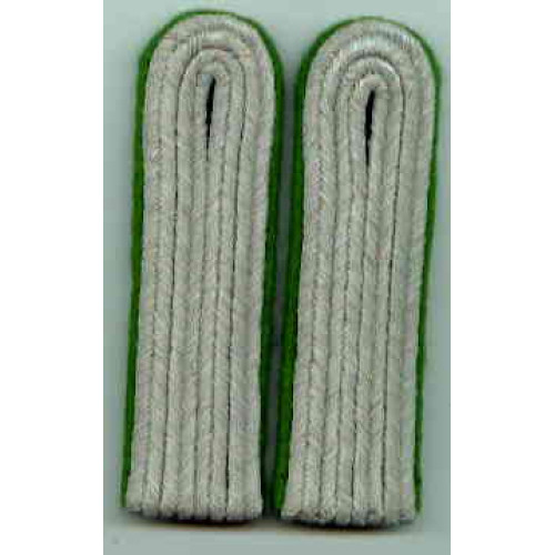 German Heer Army Shoulder Boards - Lieutenant - Captain - Gebirgsjager