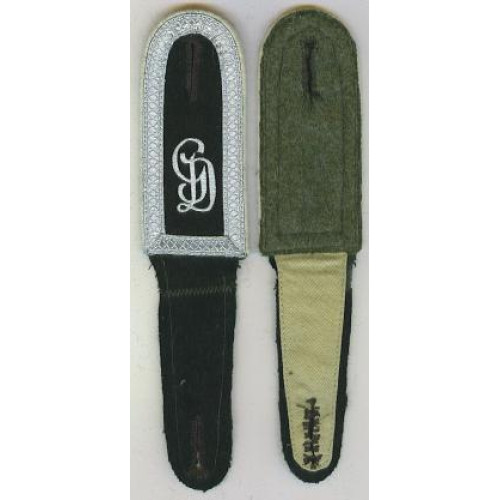 SS Em Collar Tabs
