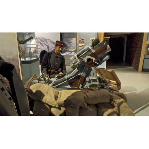 WW1 Imperial German Soldier uniform 1916 with webbing 