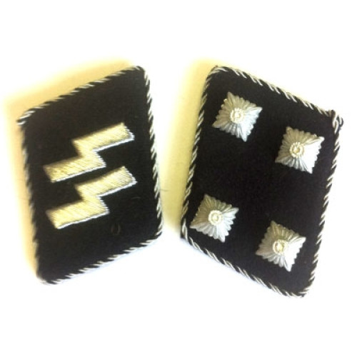 SS LAH sturmbannfuhrer collar tabs